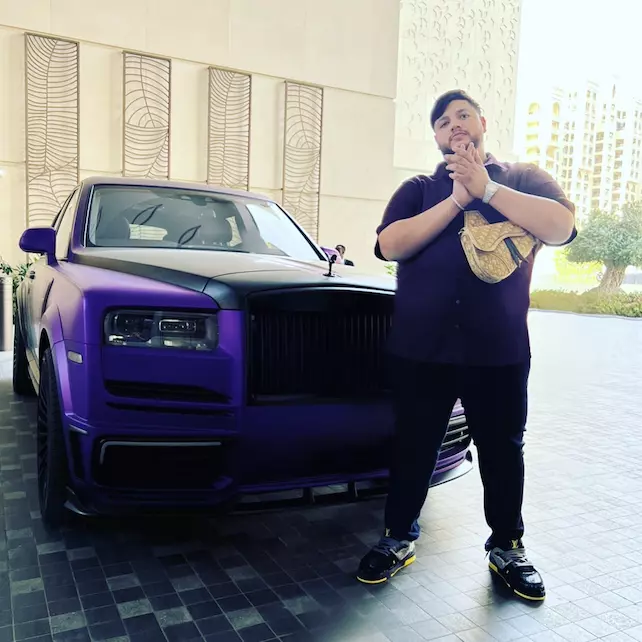 Shawn Purple Rolls